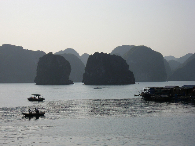 10 vịnh biển đẹp nao l&ograve;ng kh&oacute; cưỡng lại